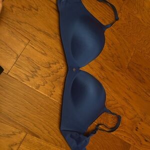 Victoria Secret Elegant Navy Blue Bra
